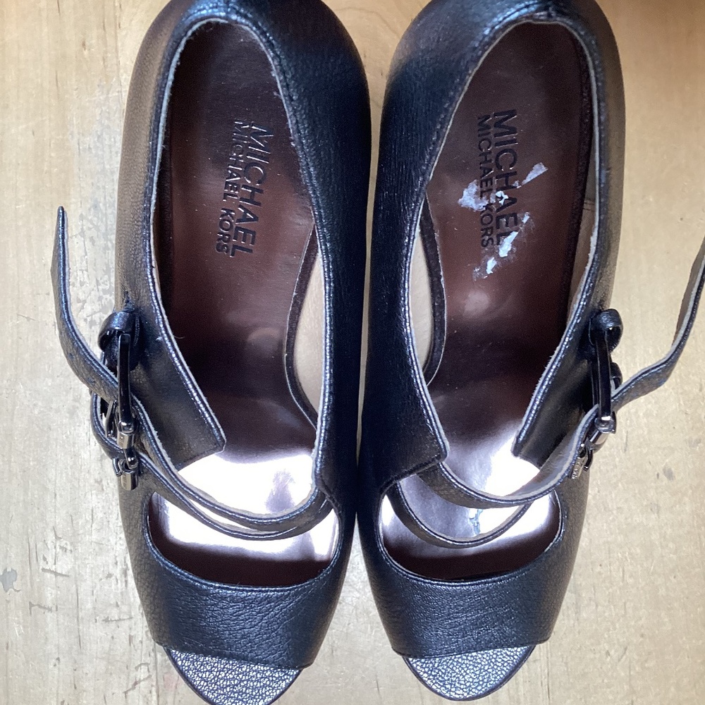 Michael Kors, sliver gray color, size 8.5